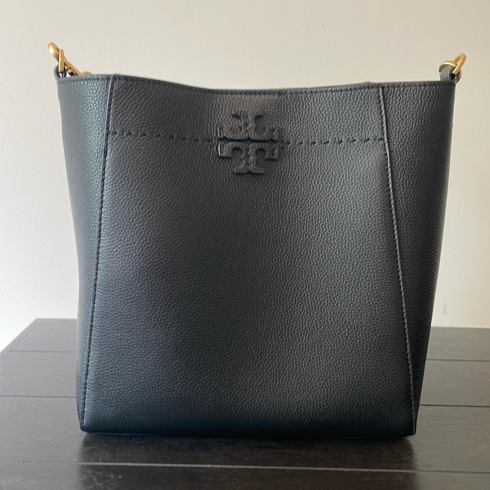 Adorable Torch Burch Handbag!! Great Deal!!